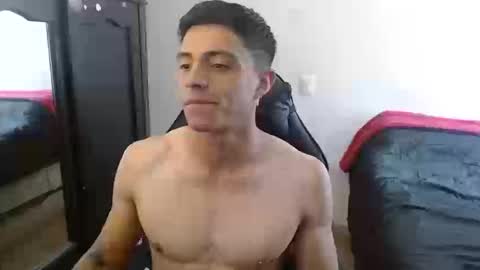 Snapshot of _schnnneider_ chatting on 19, 9, 2025 SCHNEIDER online show from 19, 9, 2025