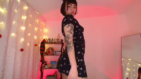 Laura online show from 15, 12, 2024