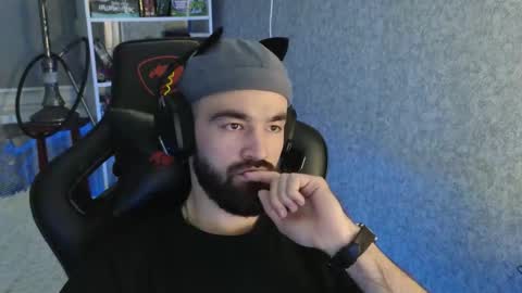 Ask me online show from 25, 11, 2025