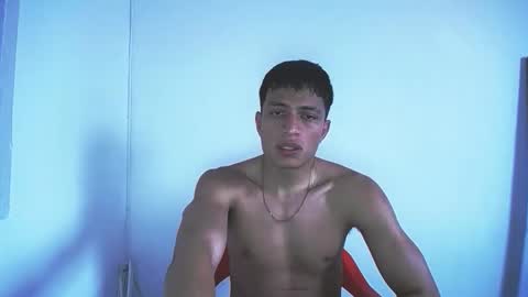 Juan Pablo-independent model online show from 6, 11, 2025