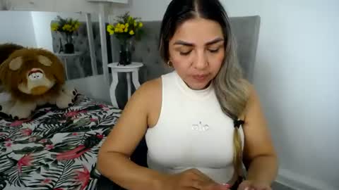 Snapshot of _sexyredhead_ chatting on 27, 7, 2026 KATA online show from 27, 7, 2026