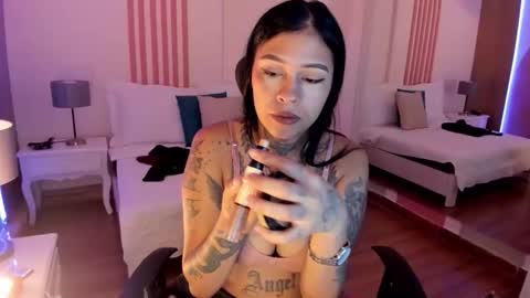 Sharlot online show from 16, 12, 2025