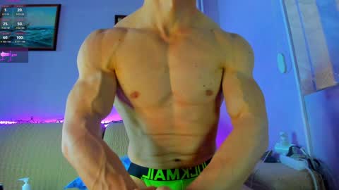 Snapshot of _shestifold chatting on 8, 2, 2025 Nik online show from 8, 2, 2025