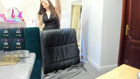  Shy Jenny  online show from 8, 4, 2026