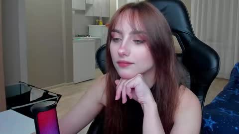 Snapshot of _silverdream chatting on 27, 9, 2025 _silverdream online show from 27, 9, 2025