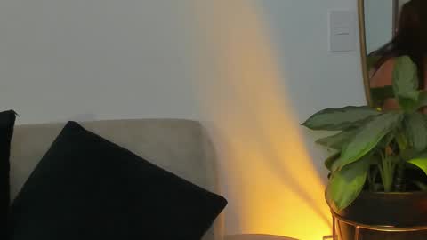 _silvia_vega_ online show from 17, 9, 2025