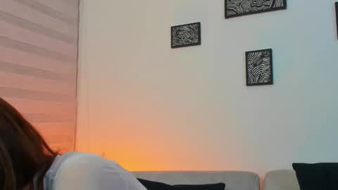 Snapshot of _silvia_vega_ chatting on 14, 12, 2025 _silvia_vega_ online show from 14, 12, 2025