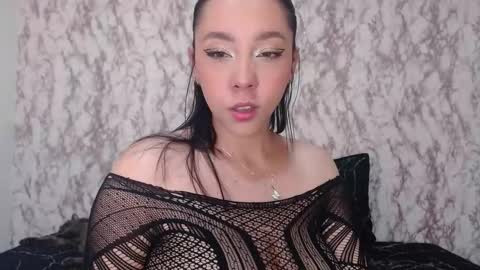 Snapshot of _sofiaparker_ chatting on 6, 2, 2025 Sofia Parker online show from 6, 2, 2025