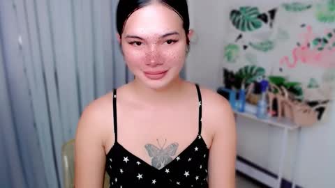 Snapshot of _sophie_69 chatting on 12, 9, 2025 _sophie_69 online show from 12, 9, 2025