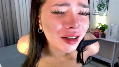 Snapshot of _sophie_69 chatting on 29, 10, 2025 _sophie_69 online show from 29, 10, 2025