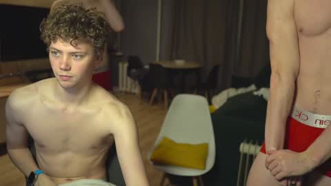 OLIVERpvt is open online show from 4, 12, 2024