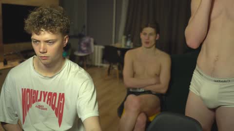 OLIVERpvt is open online show from 8, 12, 2024
