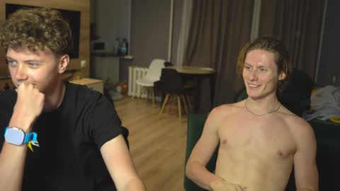 OLIVERpvt is open online show from 22, 12, 2024