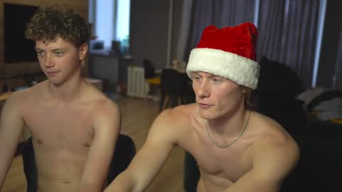 OLIVERpvt is open online show from 25, 12, 2024