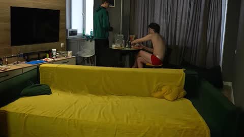 OLIVERpvt is open online show from 23, 2, 2026