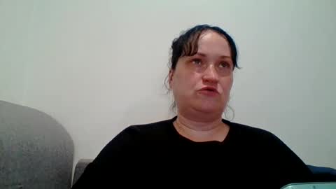 Snapshot of _squirty_pussyyy_ chatting on 9, 7, 2026 Melisa online show from 9, 7, 2026
