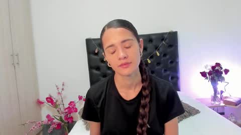 Sussi online show from 17, 2, 2025