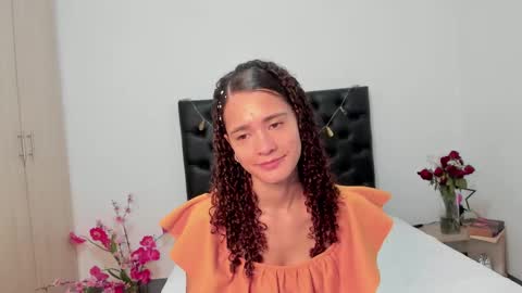 Sussi online show from 18, 2, 2025