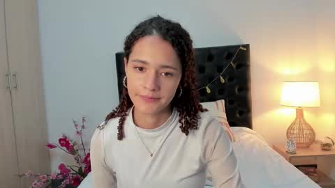 Sussi online show from 12, 3, 2025