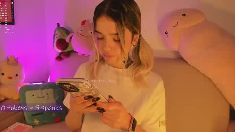_tammarra_ online show from 9, 7, 2026