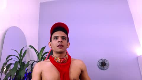 Snapshot of _tarek_ chatting on 30, 10, 2025 _tarek_ online show from 30, 10, 2025