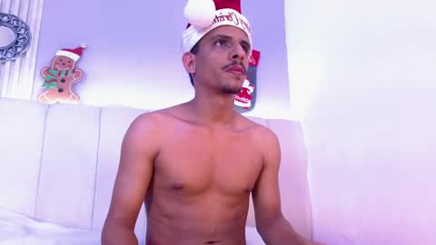 Snapshot of _tarek_ chatting on 4, 12, 2025 _tarek_ online show from 4, 12, 2025