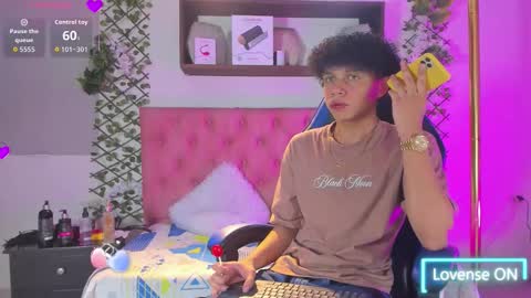 Taylor online show from 11, 2, 2026