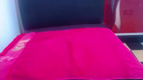 Snapshot of _thamaraa_ chatting on 25, 6, 2026 Tamara online show from 25, 6, 2026