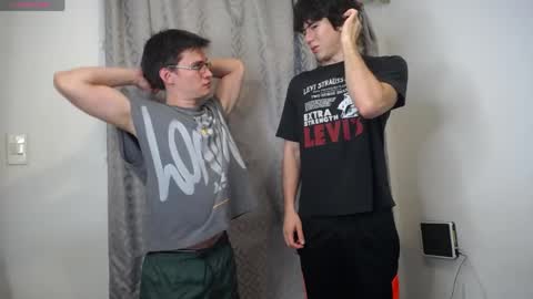 Snapshot of _the_neighbors chatting on 7, 6, 2026 Scot y Patrick online show from 7, 6, 2026