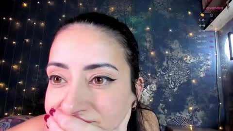 _thenightmoon_ online show from 23, 11, 2025