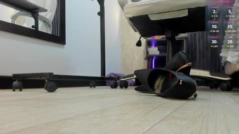 Stefania online show from 18, 12, 2024