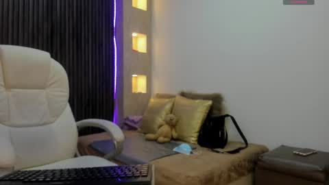 Stefania online show from 20, 12, 2024