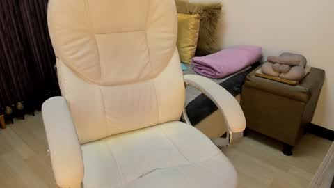 Stefania online show from 8, 1, 2025