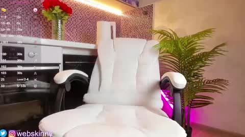 Julia online show from 9, 3, 2025