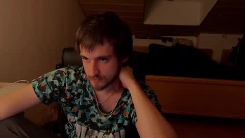 Snapshot of _v_l_a_d_ chatting on 12, 1, 2026 Vlad online show from 12, 1, 2026