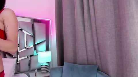 Snapshot of _valeria_saenz_ chatting on 11, 6, 2026 _valeria_saenz_ online show from 11, 6, 2026