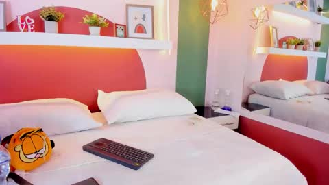 _valeryboobs_ online show from 15, 10, 2025