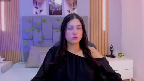 _valerycooper online show from 13, 4, 2026