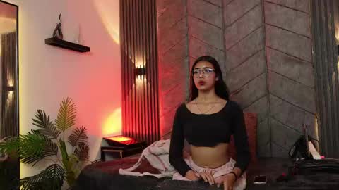   online show from 18, 4, 2026