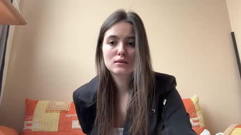 Snapshot of _whoareu_ chatting on 8, 3, 2025 Kristina online show from 8, 3, 2025