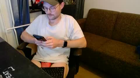 _whoisthatguy_ online show from 6, 11, 2025