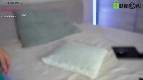 Lily online show from 22, 2, 2025