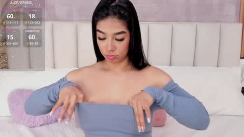 Ximena  online show from 27, 12, 2024