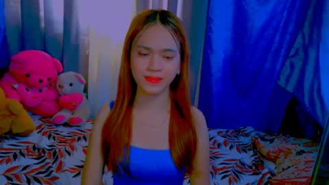 Snapshot of _xxlilly chatting on 28, 5, 2026 _xxlilly online show from 28, 5, 2026