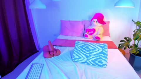 Snapshot of _xynara_owo chatting on 8, 6, 2026 Xynara online show from 8, 6, 2026