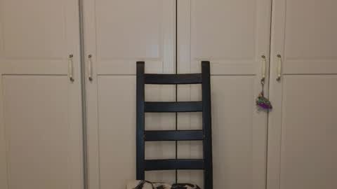 Snapshot of _your_love chatting on 29, 10, 2025 Niki online show from 29, 10, 2025