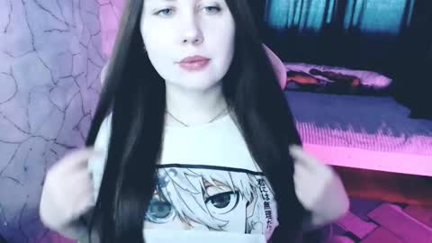 Mia online show from 3, 12, 2025