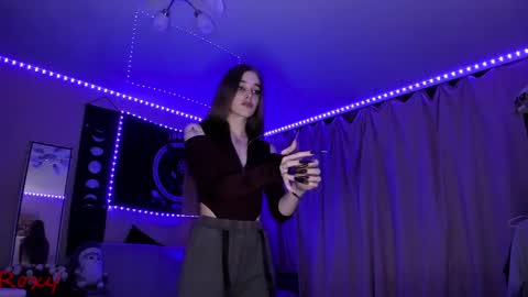 Roxy online show from 10, 4, 2026