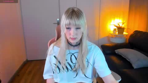 Snapshot of _yummi_ chatting on 3, 4, 2026 Emy online show from 3, 4, 2026