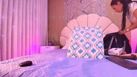 Aisha online show from 1, 11, 2025